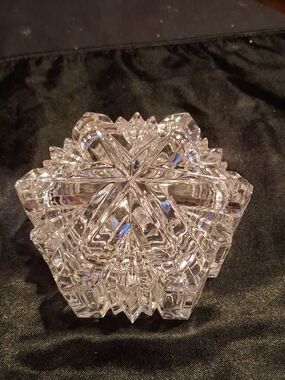Mikasa Clear Crystal Cut Glass Decorative Trinket Box